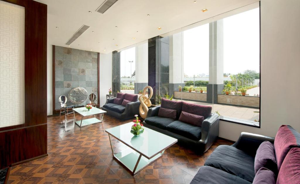 בובנשוואר Hotel Sandy'S Tower מראה חיצוני תמונה